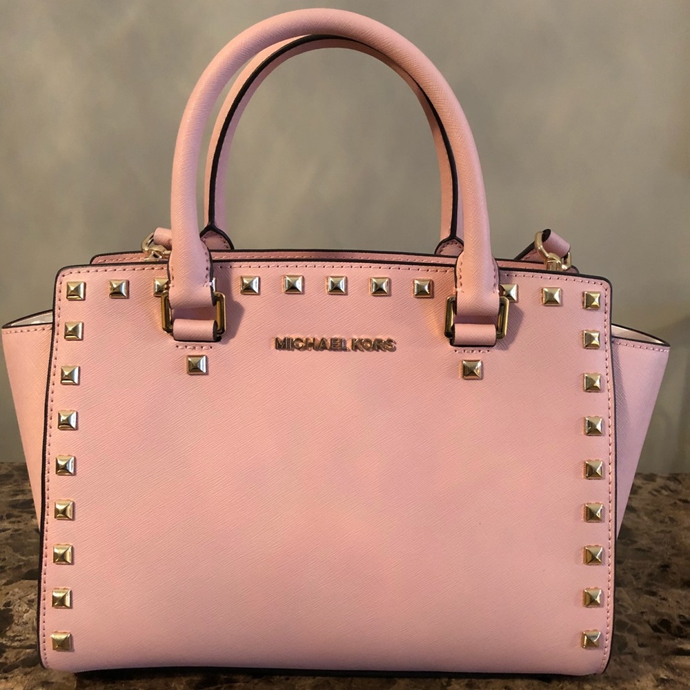 NEW✨Michael Kors Medium Selma Stud Satchel